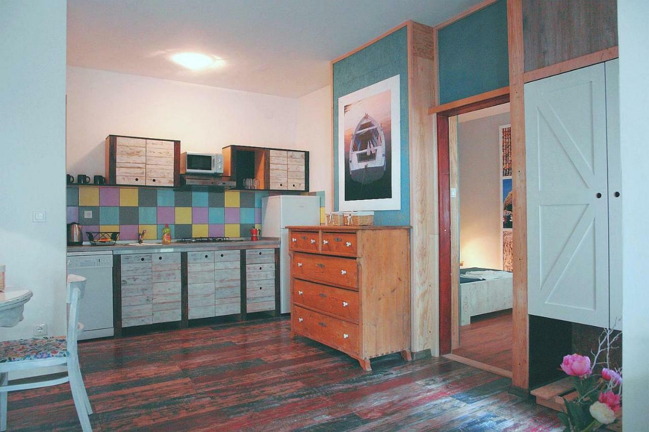 Maramare Apartments Stara Baška エクステリア 写真